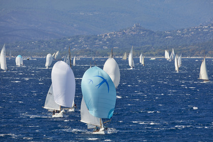 THM-21_22947_VOILES ST TROPEZ DAY 2 HELI