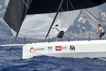 THM-21_16091_THE OCEAN RACE COASTAL RACE GENOVA