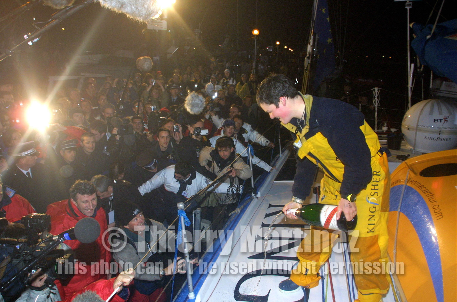 ©ThMartinez. Vendee Globe  finish. Sunday 11th February 2001..Ellen MacArthur (UK) KINGFISHER,24 years old celabrate her second place in Single hahnded race the world. Celebrate
