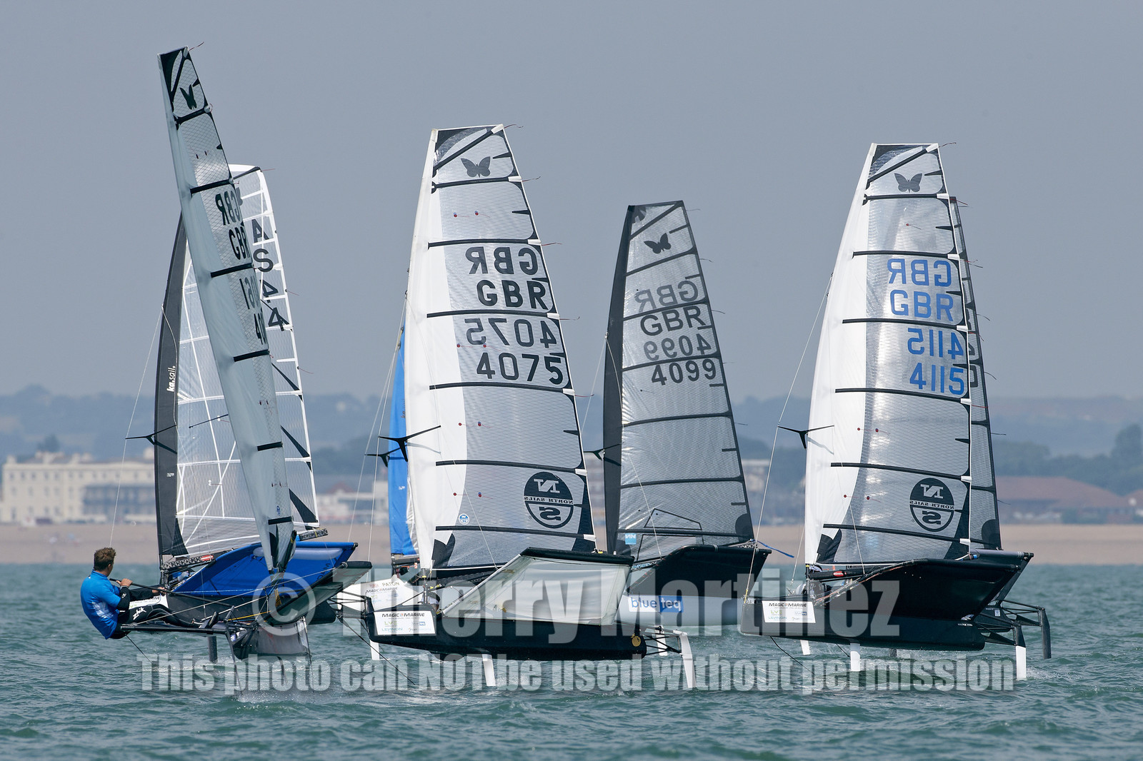 14_37180-2014 MOTH WORLDS Day2