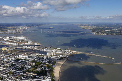 THM_17_041548_THE_BRIDGE