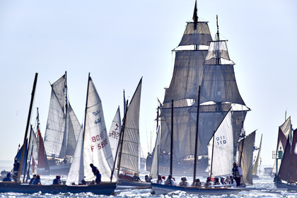 THM-19_17704-SEMAINE du Golfe PARADE