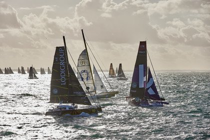 22_39207   © Thierry Martinez.DINARD, FRANCE. 9 Novembre  2022Départ de la 12éme ROUTE DU RHUM, transatlantique course à la voile en solitaire de St Malo(FRA)  à Pointe à Pitre (FRA-Guadeloupe) 3.543 milles nautiques.
