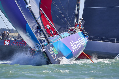 THM-17_065418_team AkzoNobel