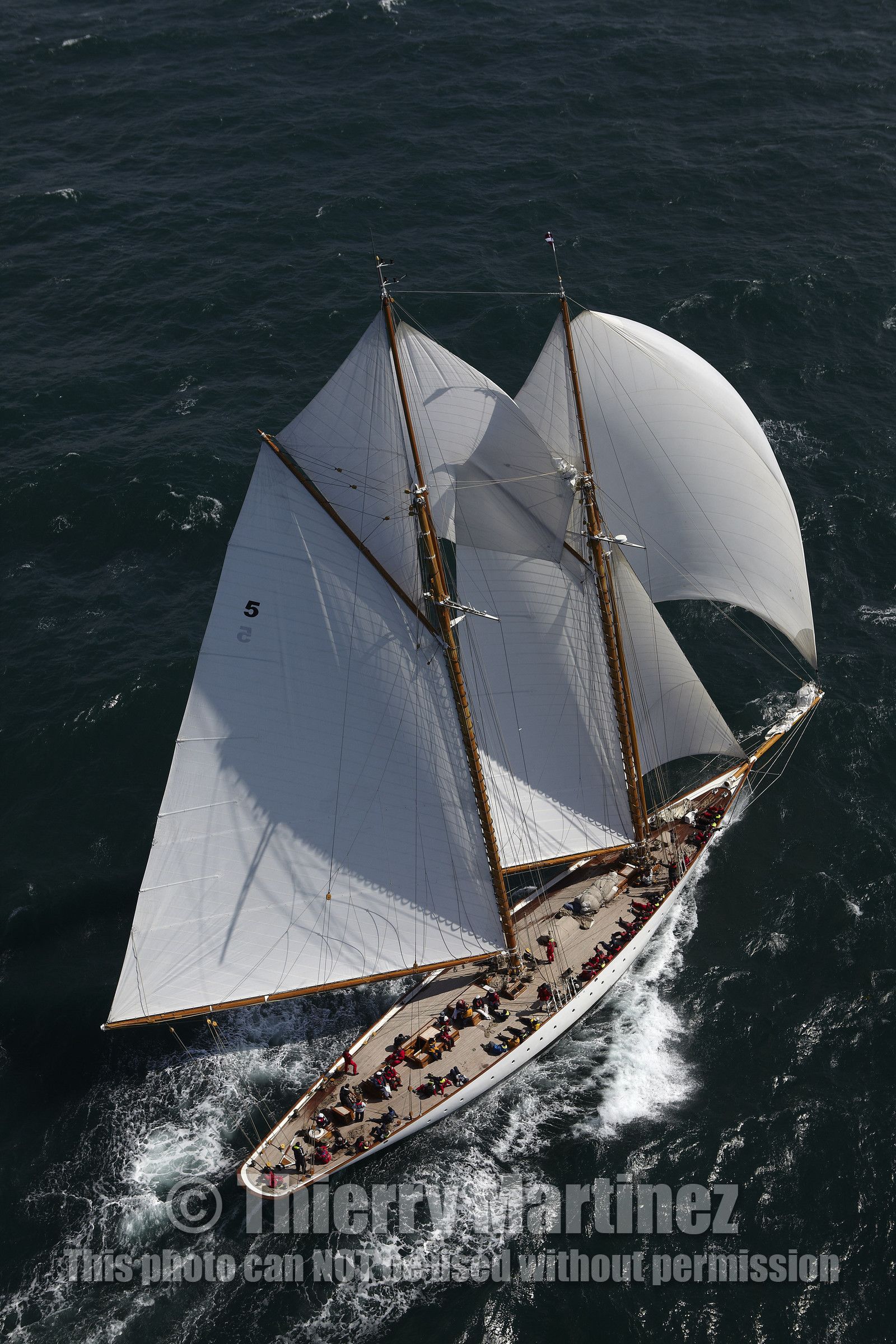 JP Morgan Asset Management Round The Island Race.