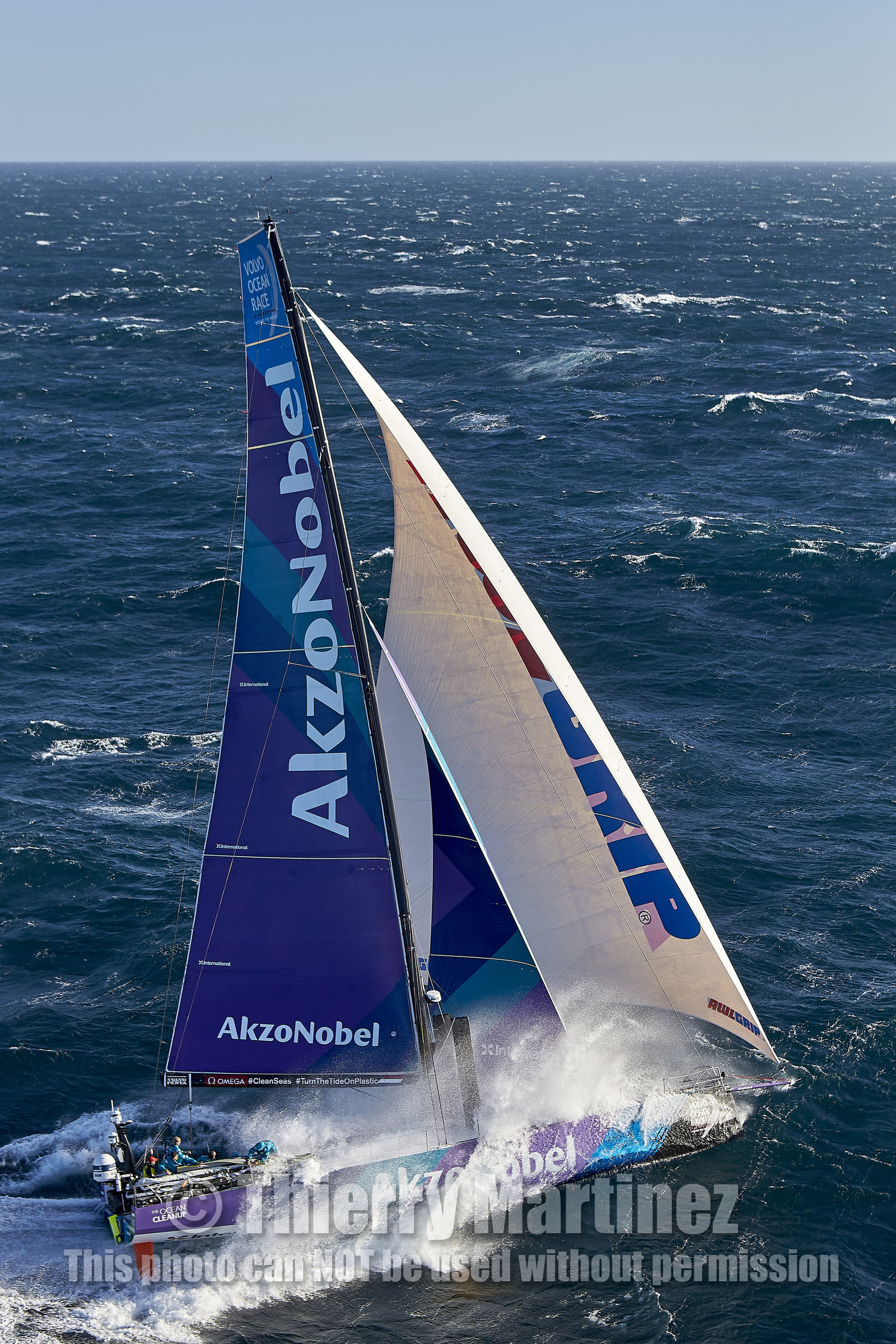 THM-17_105863_VOR-LISBON-LEG2start