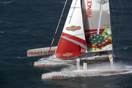 JP Morgan Asset Management Round The Island Race.