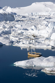 Schooner LA LOUISE sailing on west coast of Greenland.
