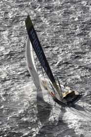 12_20264 CHEMINEES POUJOULAT ( IMOCA 60') , Skipper Bernard Stamm (SUI)