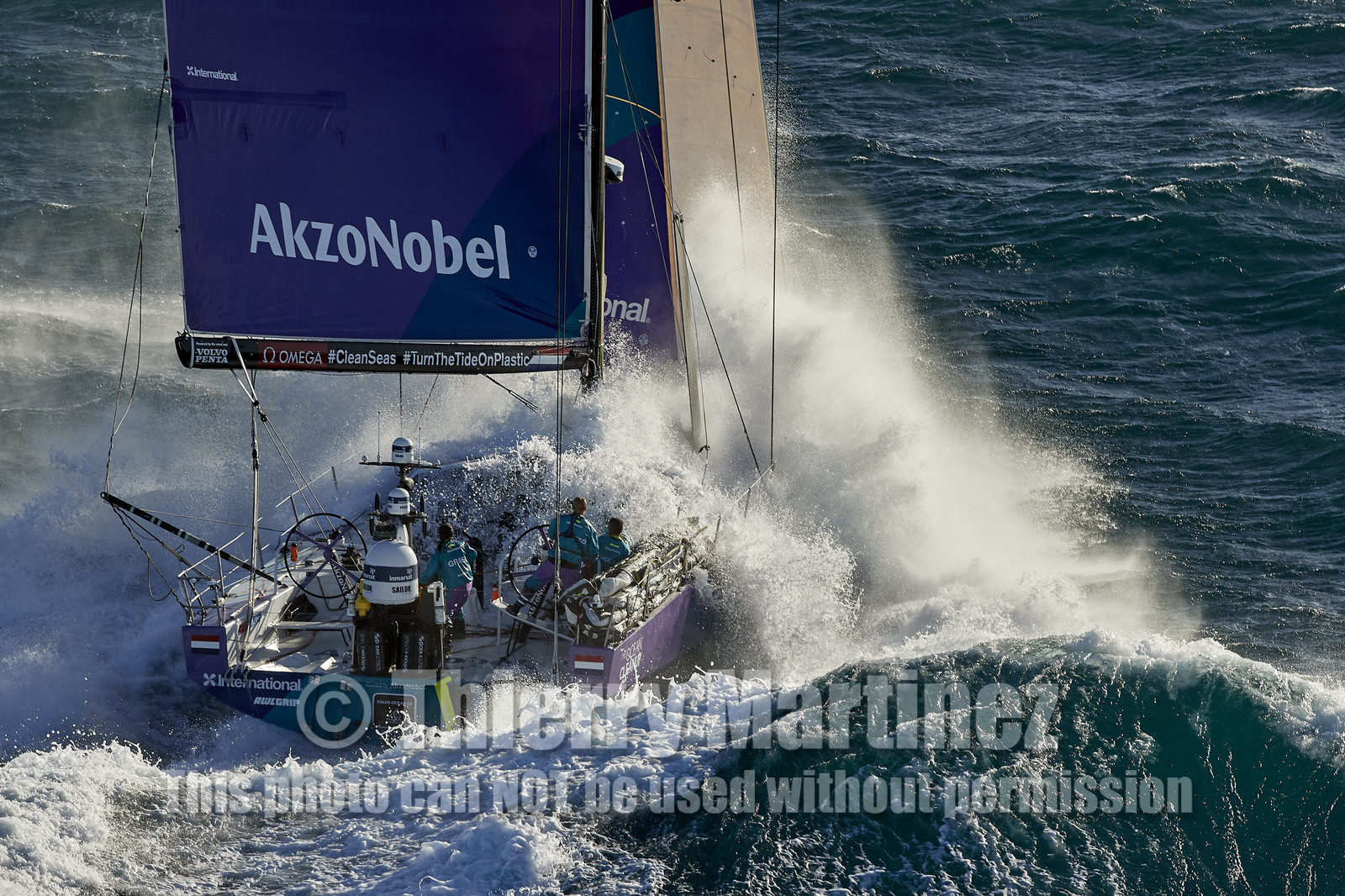 THM-17_105269_VOR-LISBON-LEG2start