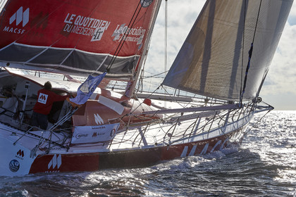 THM-15_62450_AZIMUT2016