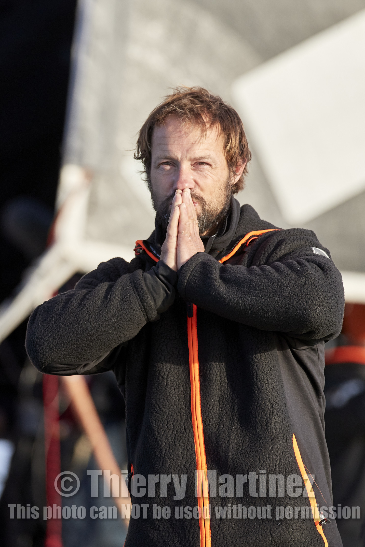 Single-handed sailing round the world record .