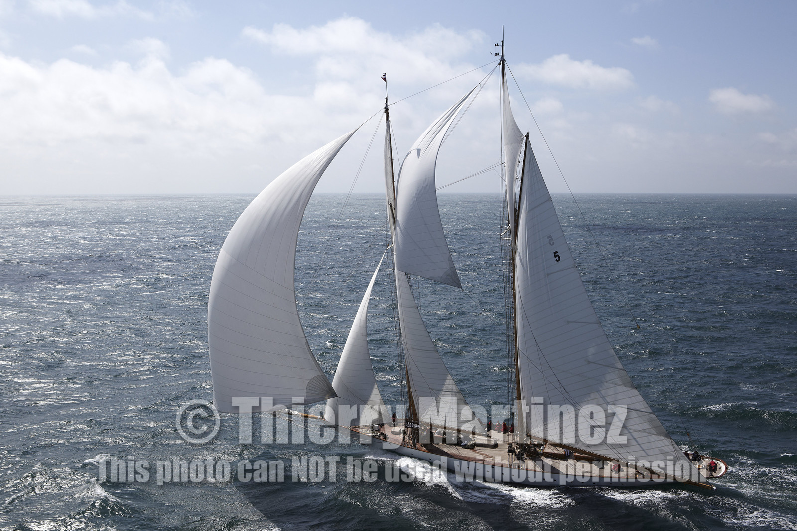 JP Morgan Asset Management Round The Island Race.