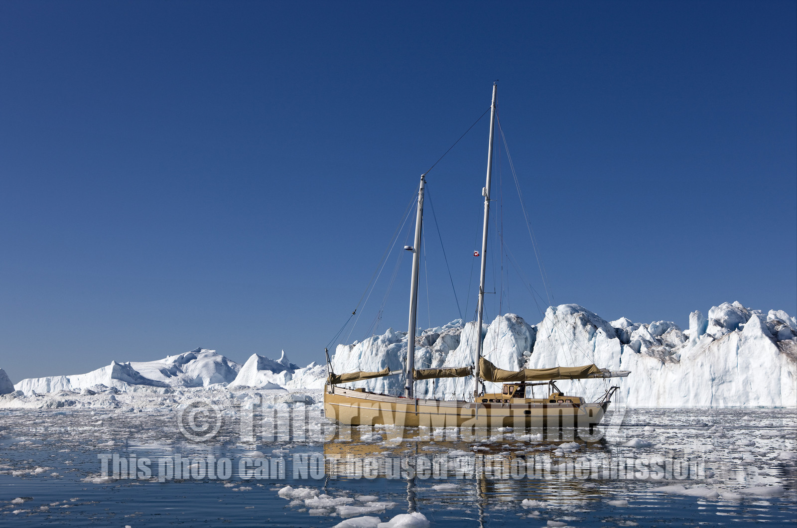Schooner LA LOUISE sailing on west coast of Greenland.