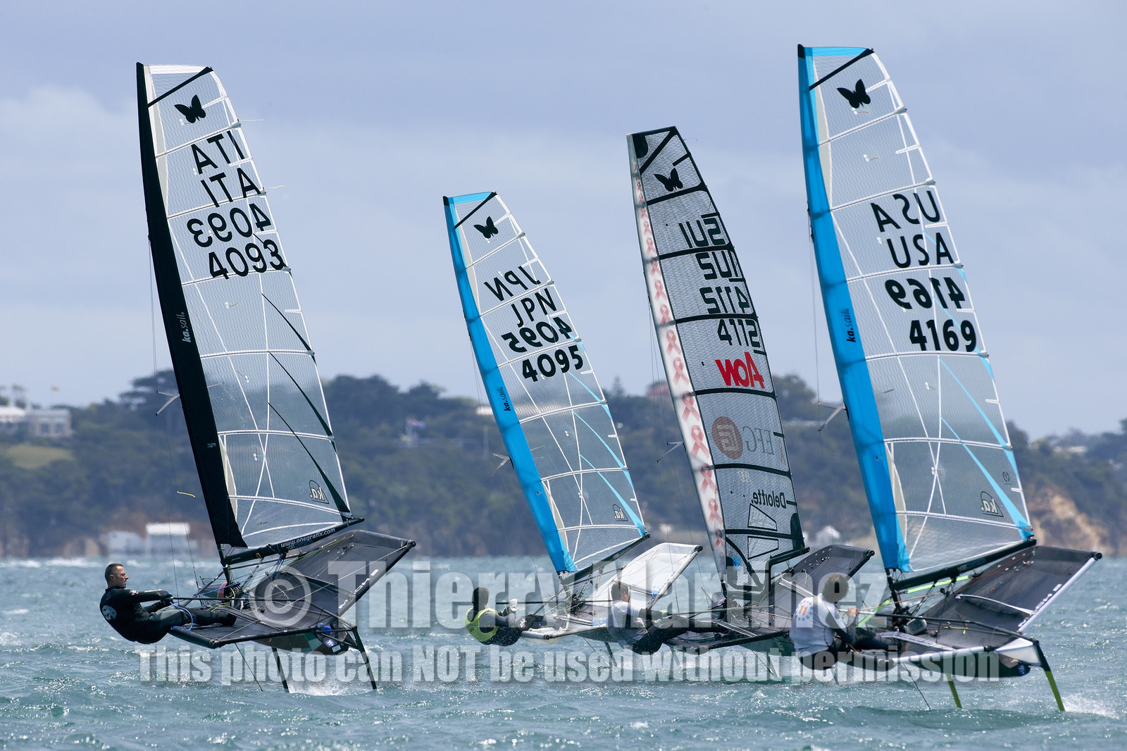 2015 McDougall + McConaghy Moth Worlds. Sorrento - VIC AUSTRALIA  . 6 16 January 2015. Organize by Sorrento Sailing Couta Boat Club.