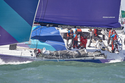 THM-17_065320_team AkzoNobel