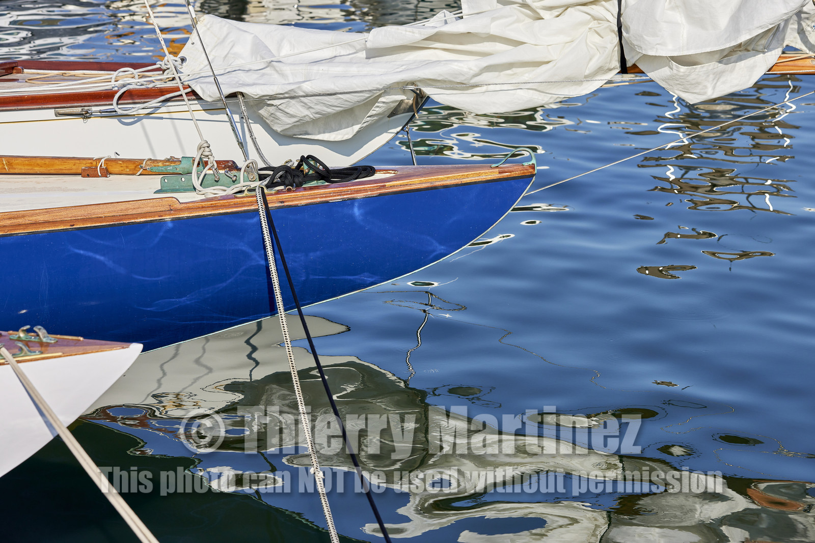 THM-21_23922_VOILES ST TROPEZ