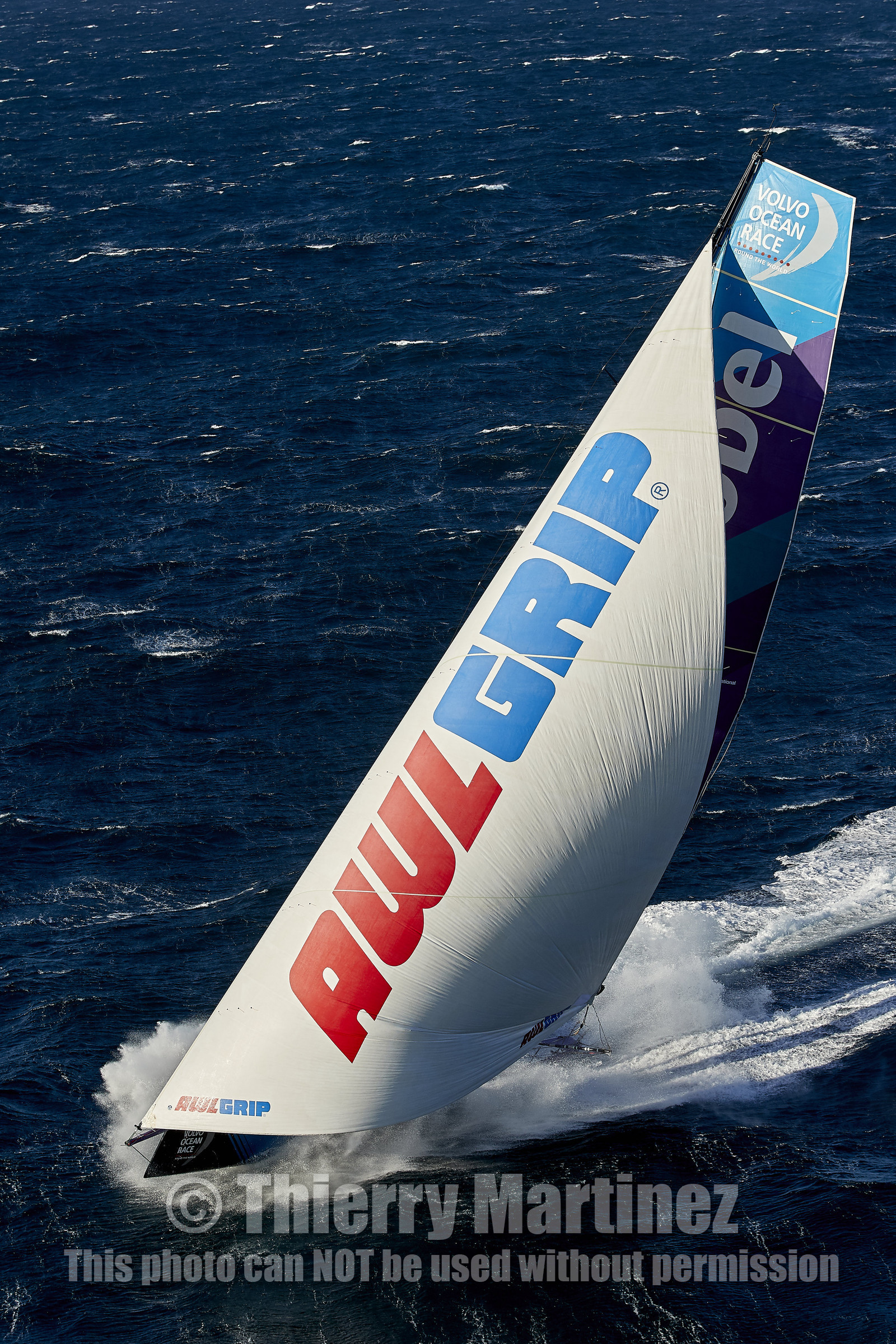 THM-17_105239_VOR-LISBON-LEG2start