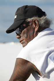 15_026712  ©ThMartinez Sea&Co.  RANGIROA - ARCHIPEL des TUAMOTU. POLYNESIE FRANCAISE .  8 Février 2015. ..HURI, pilote Taxi Boat à Rangiroa.