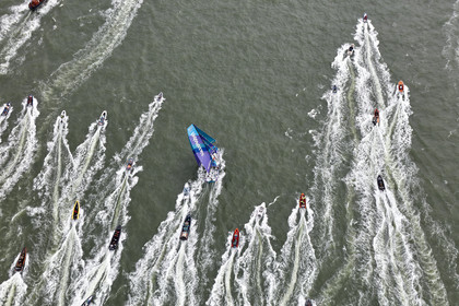 team AkzoNobel  in Volvo Ocean Race 2017-18.