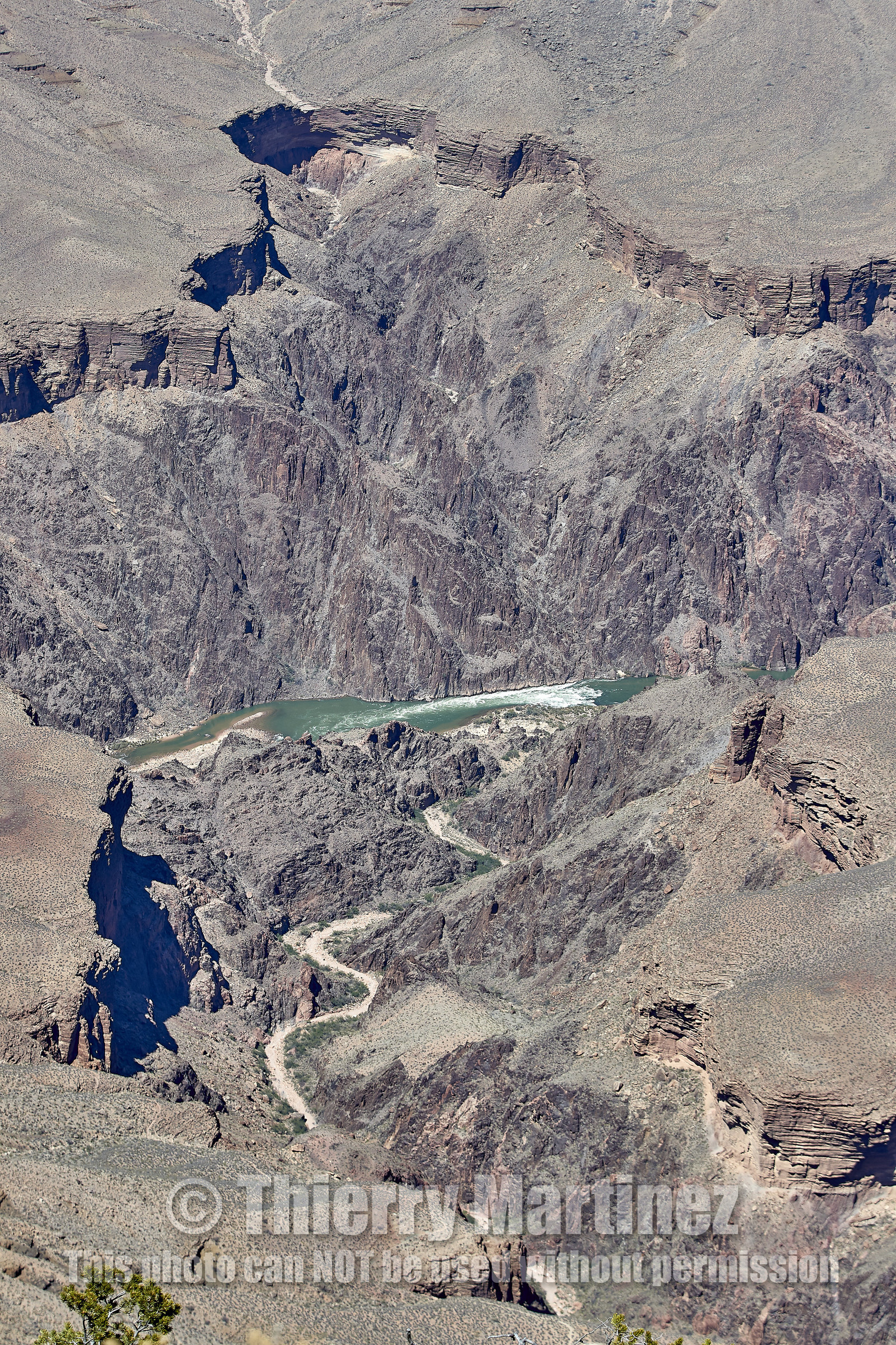 THM-18_057251-GRAND CANYON