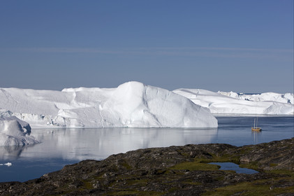 Schooner LA LOUISE sailing on west coast of Greenland.