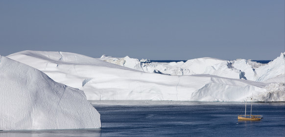 Schooner LA LOUISE sailing on west coast of Greenland.