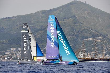 THM-21_15358_THE OCEAN RACE COASTAL RACE GENOVA