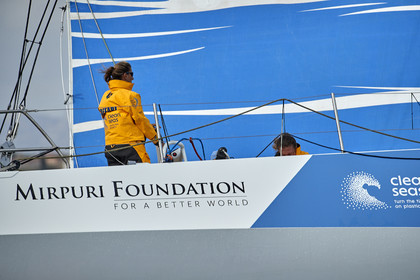 THM-17_097355-VOR ALICANTE-LEG1 START