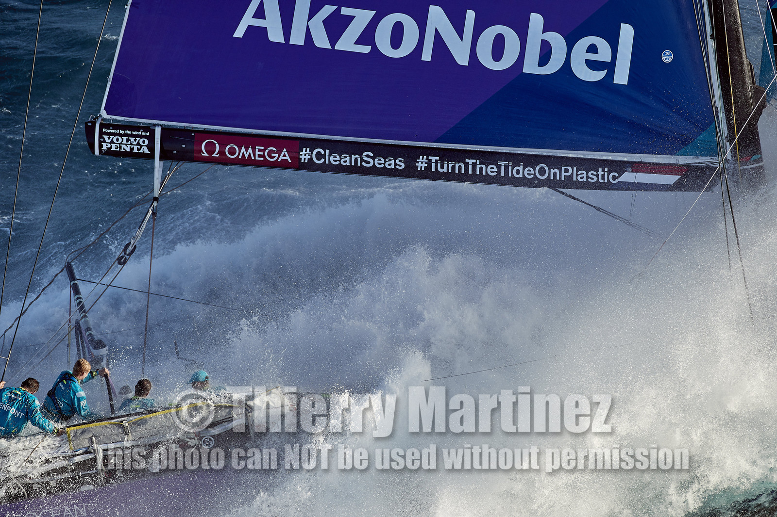 THM-17_108591_VOR-LISBON-LEG2start