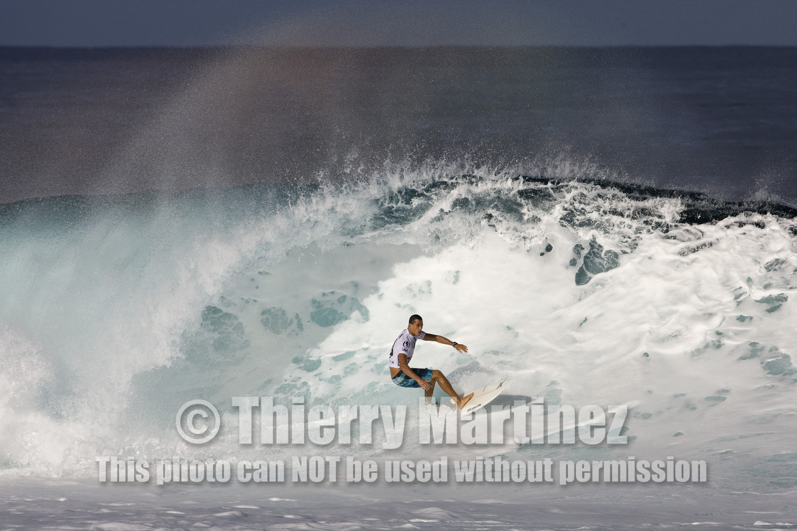 2011 VOLCOM PIPE PRO  ( Surf contest) at Banzai Pipeline Beach, North Shore - Oahu - Hawaii.
