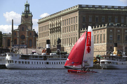 03_3268D 03_3271D © Th.Martinez,STOCKHOLM SWEDEN, 11 07 03-Archipelago Raid (2003).TEAM SOGETI in Stockholm front of King's palace. Leg 4