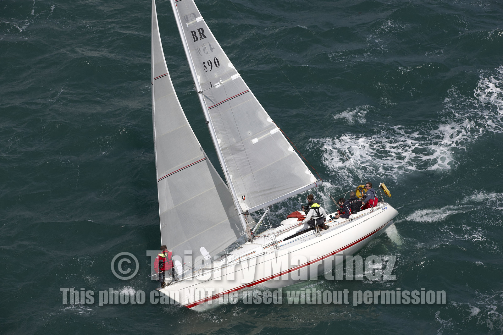 JP Morgan Asset Management Round The Island Race.