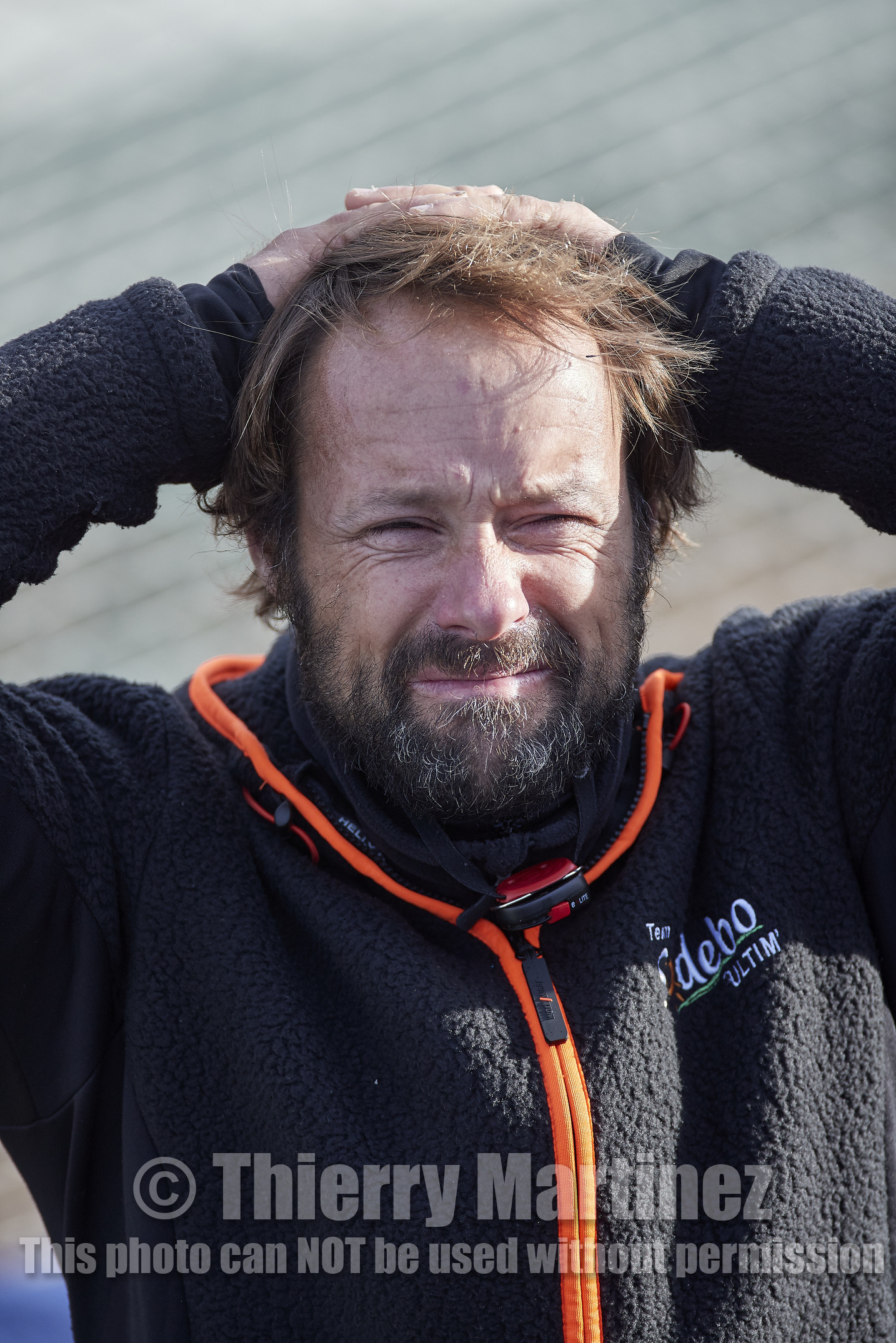 Single-handed sailing round the world record .