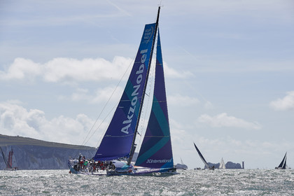 THM-17_065849_team AkzoNobel