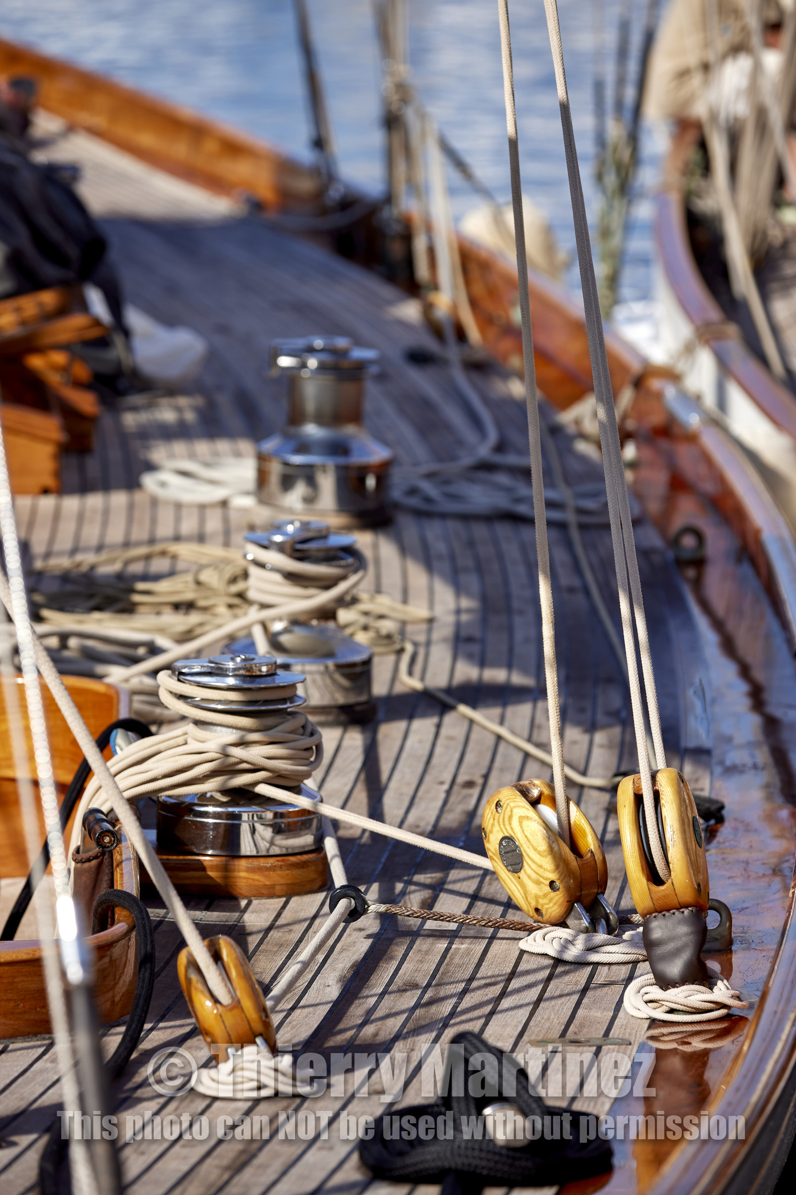 THM-21_23945_VOILES ST TROPEZ