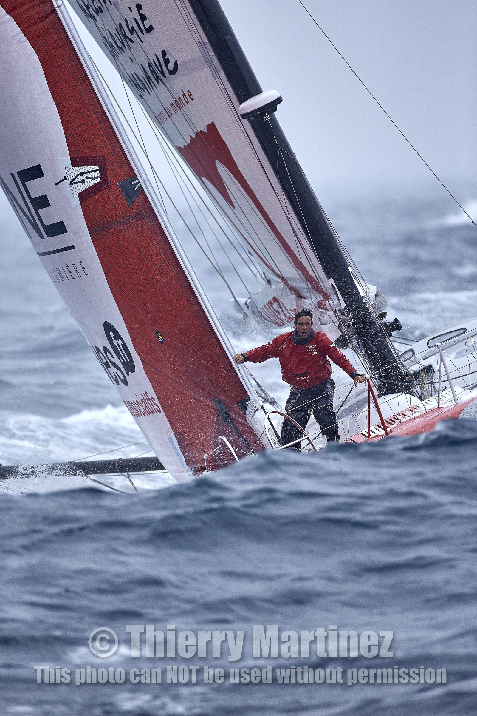 16_40231  ©Th.Martinez Sea&Co.  ILE DE GROIX - - FRANCE. 3 Août 2016. .Tanguy De Lamotte (FRA), a bord de l'IMOCA Initiatives-Coeur au large de l'Ile de Groix (FRA) en préparation du Vendée Globe 2016-17.