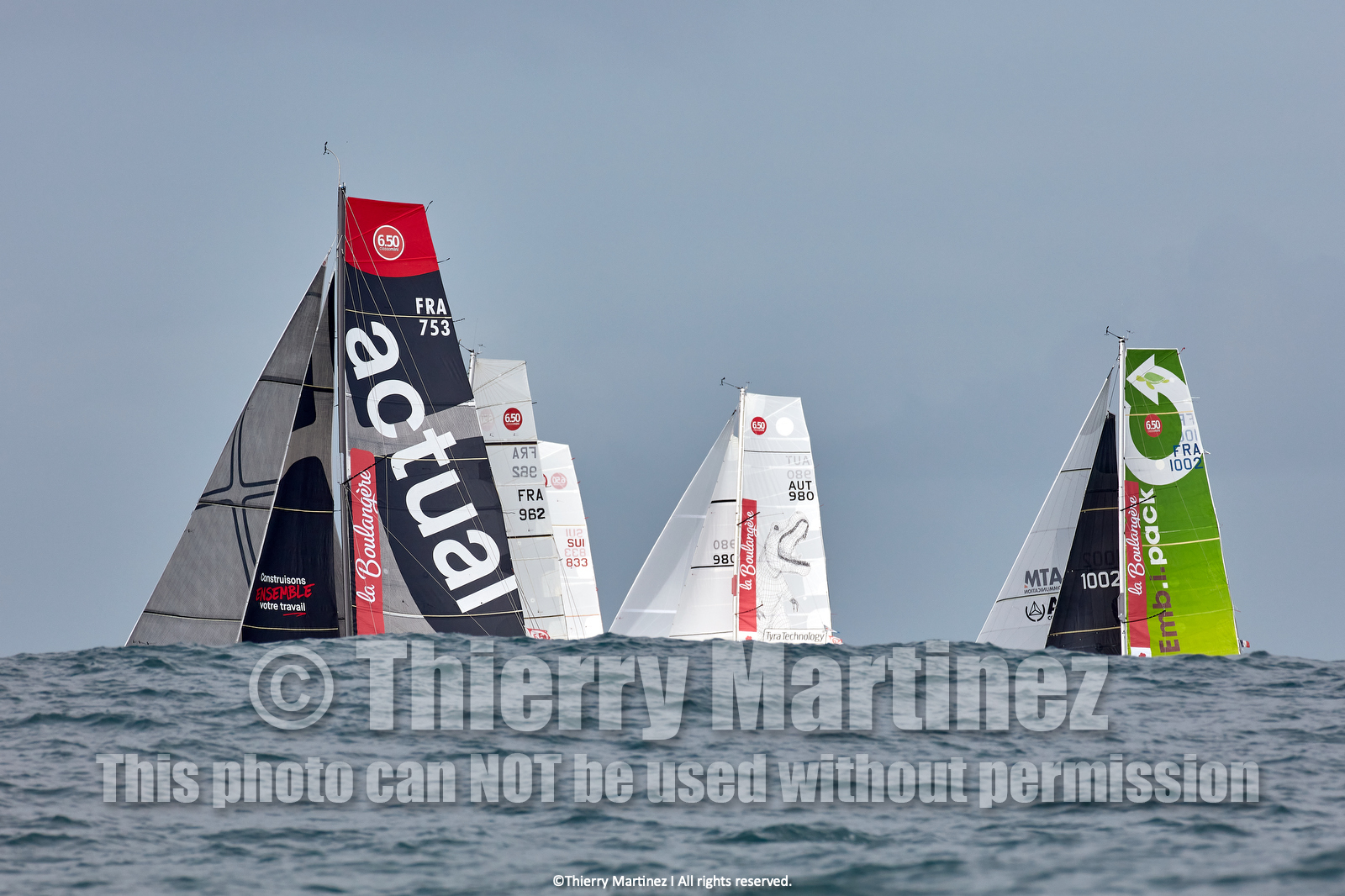 23_22557   © Thierry Martinez. LES SABLES D'OLONNE, 85 - FRANCE 25 septembre 2023.Départ MINI TRANSAT 2023. Départ du Dimanche 24 septembre retardé au Lundi 25 Sept .Les Sables d’Olonne (FRA)    Santa Cruz de la Palma ( Canaries)    St François ( Guadeloupe): 4050 NM.